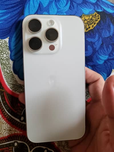 Apple iPhone 15 Pro jv