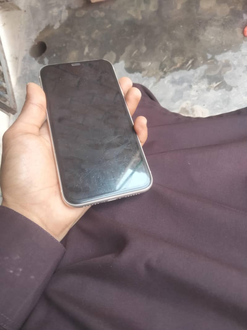Apple iPhone 11 1
