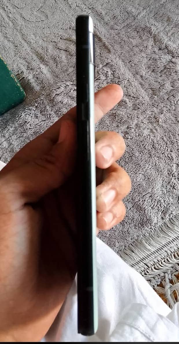 Google Pixel 6a 4