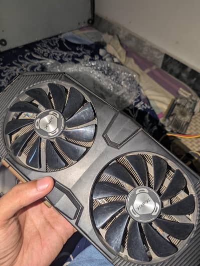 xfx rx 5700xt raw 2