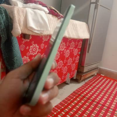Realme C35