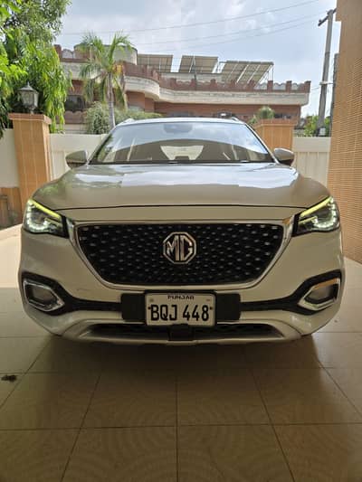 MG HS 2021