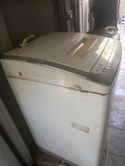 Fully automatic dawlance washing machine