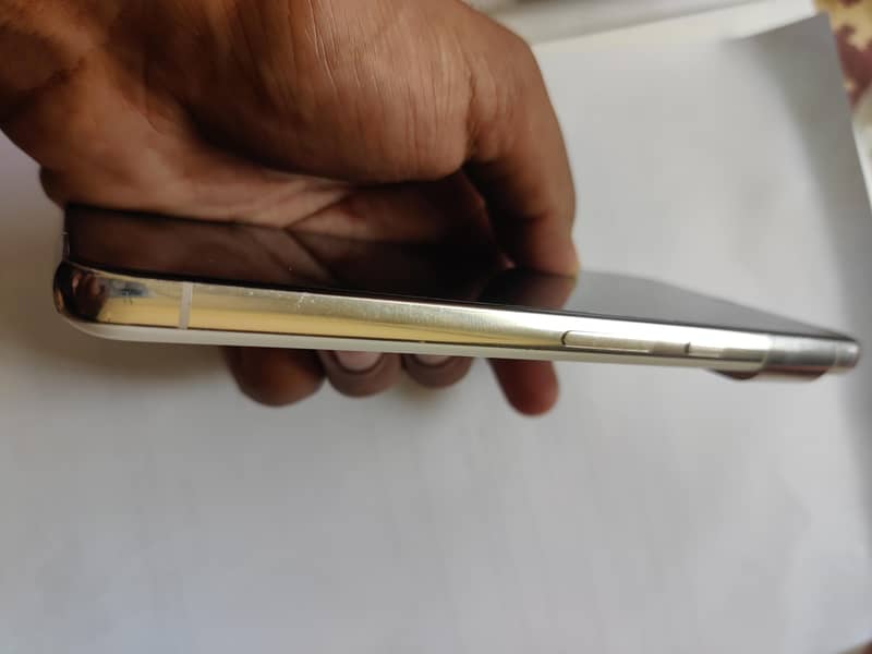 Google pixel 8 Pro 4