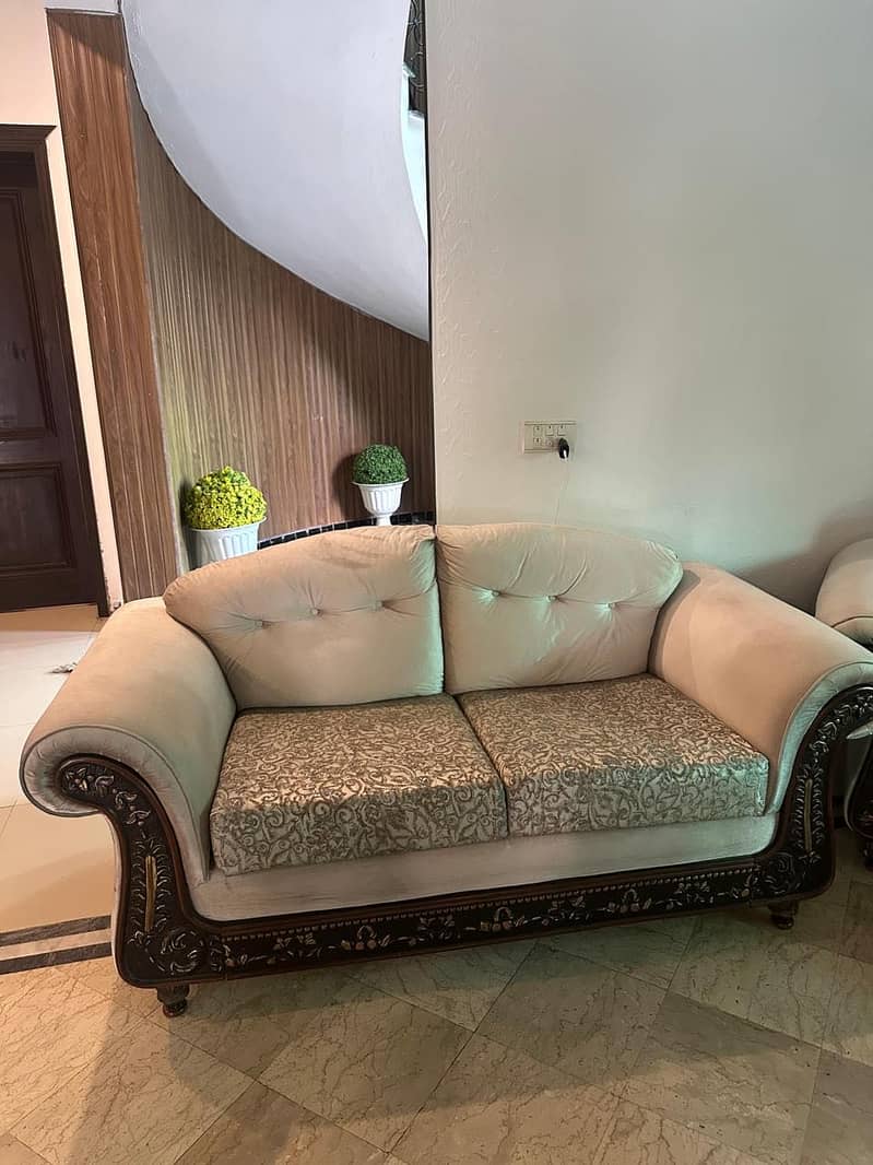 Sofa Set 0