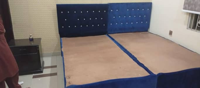 2 Wooden Beds - Just in 15000