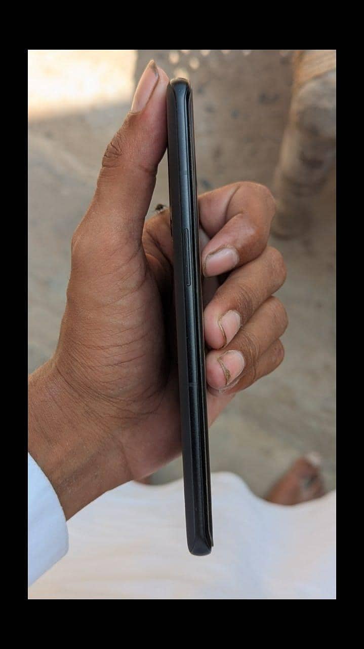 One Plus 10 Pro 5