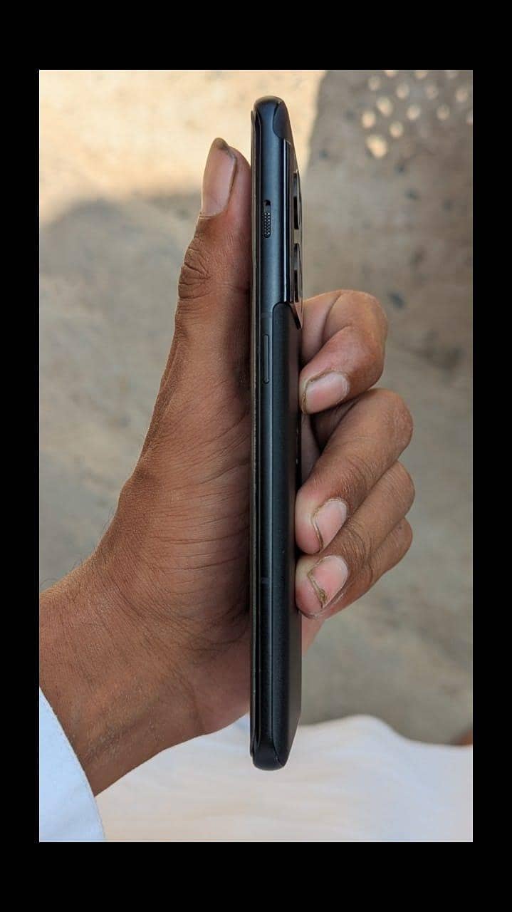 One Plus 10 Pro 6