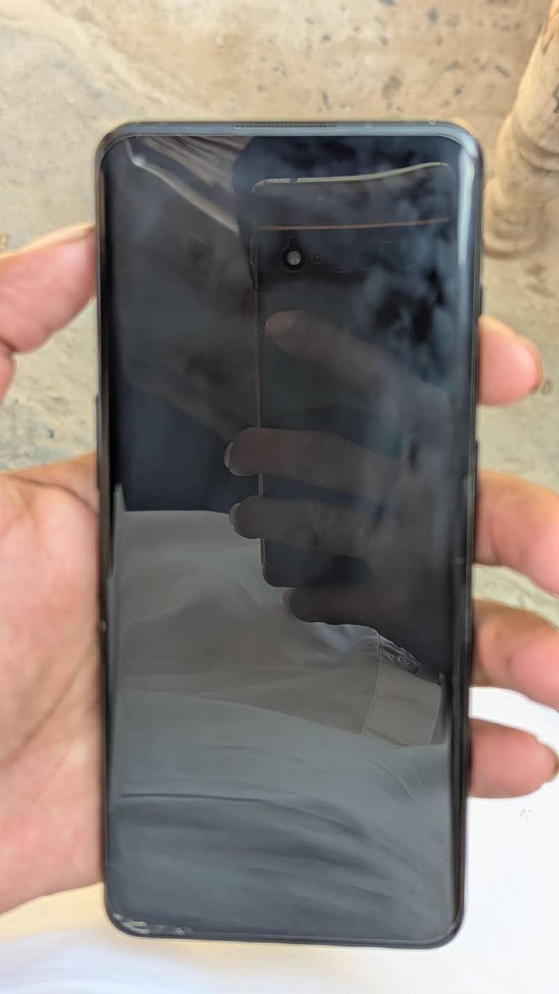 One Plus 10 Pro 7