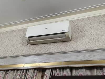 Haier 1.5 ton AC  upfor sale