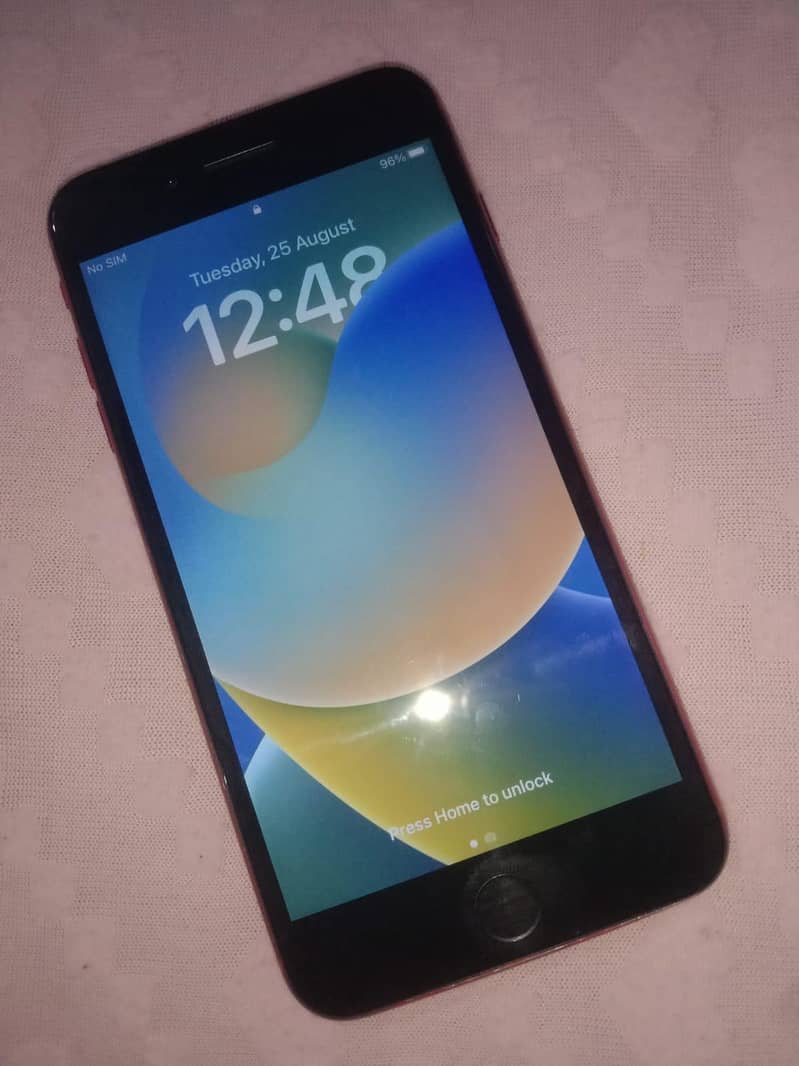 Apple iPhone 8 Plus 1