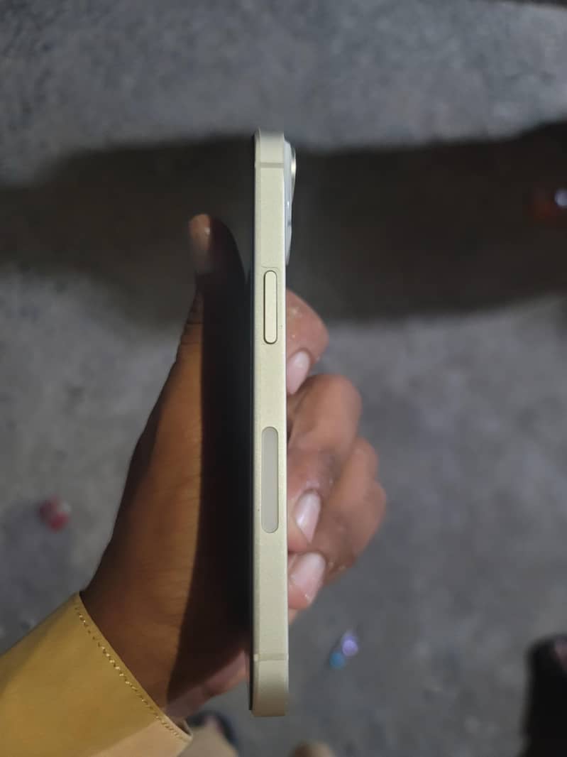 Apple iPhone 14 1