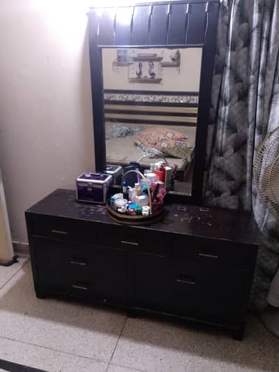 Bed + Almari+ Dressing table