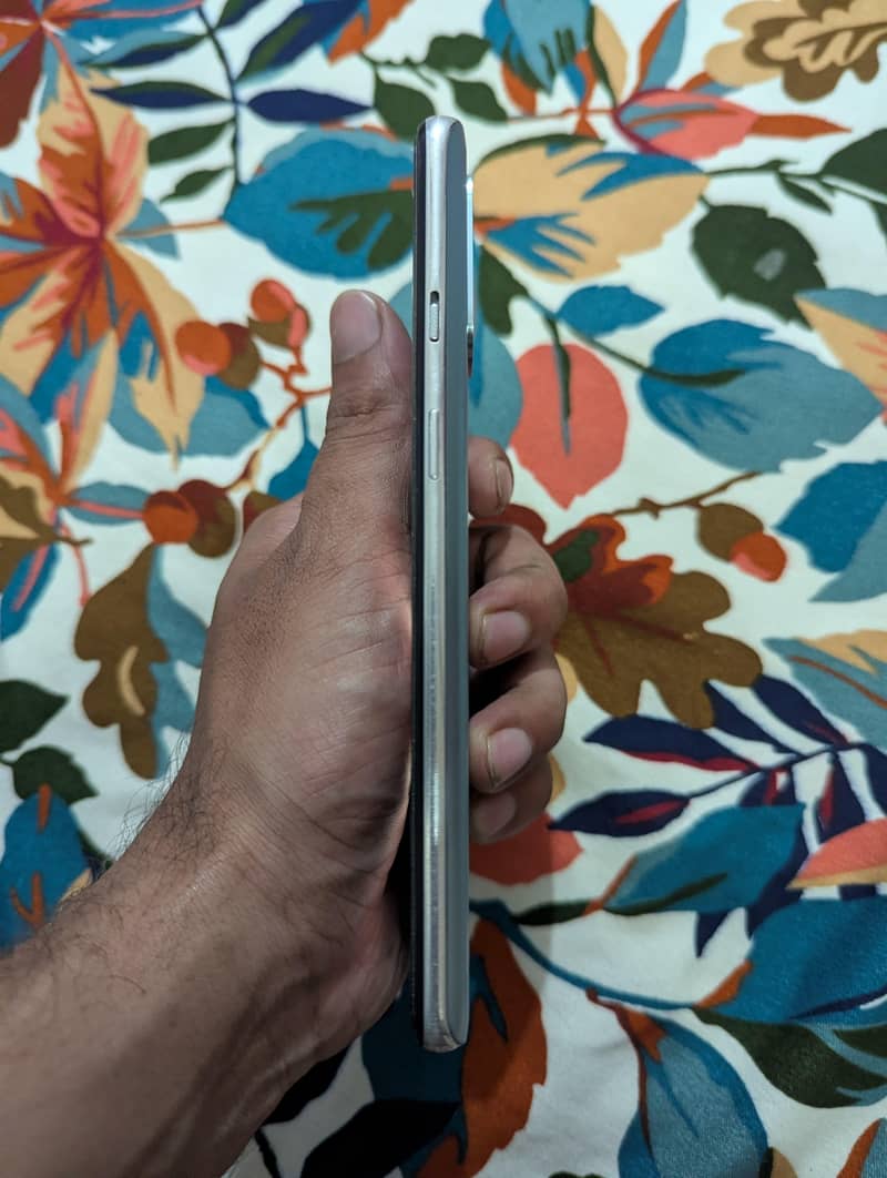 One Plus 8T 3