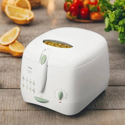 Philips HD 6121 Deep Fryer (Brand New)