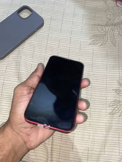 Apple iPhone 13