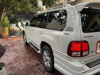 Toyota Land Cruiser 2000