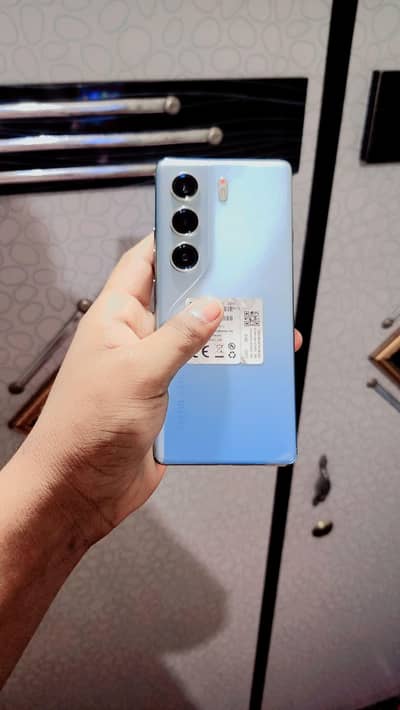Tecno CAMON 40