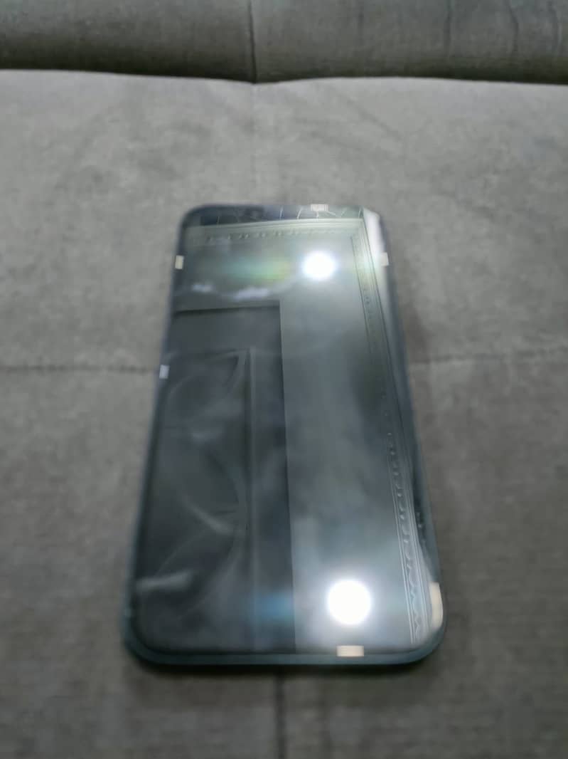 Apple iPhone 13 3