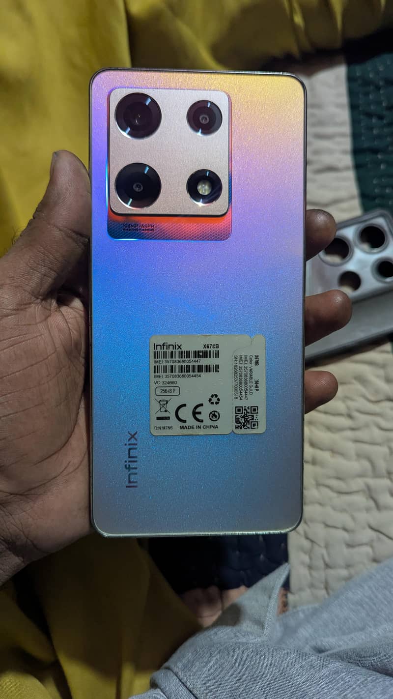 Infinix Note 30 Pro 0
