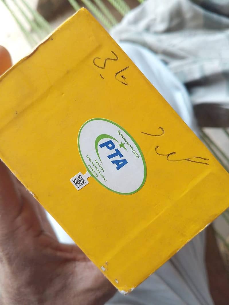 Realme C35 2