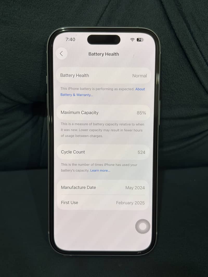 Apple iPhone 15 4