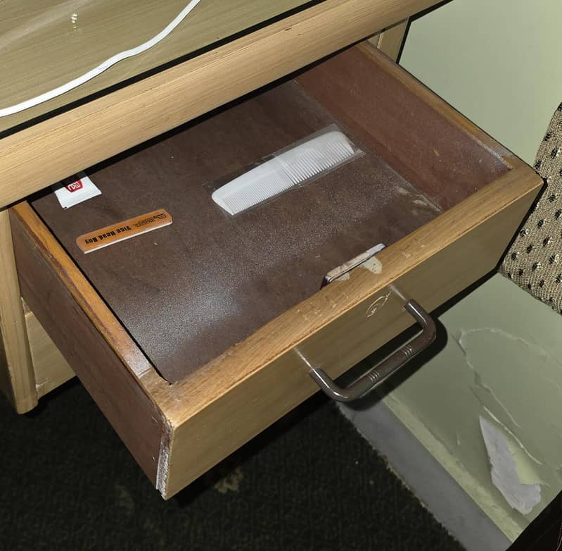 Office / Study Table 1