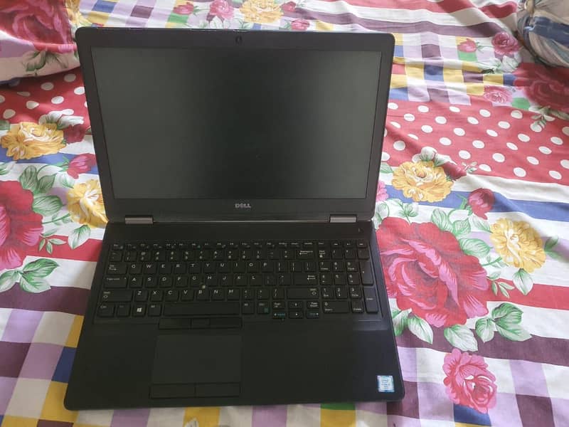 Dell Latitude E5570 3