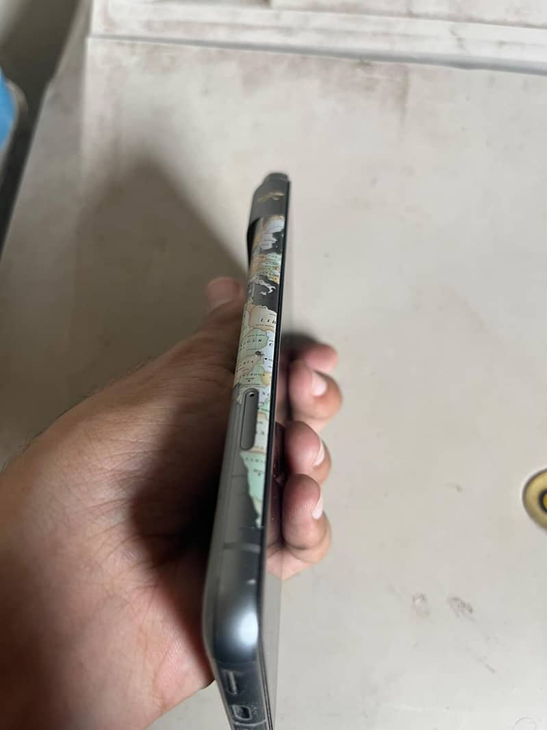 Google Pixel 8 2