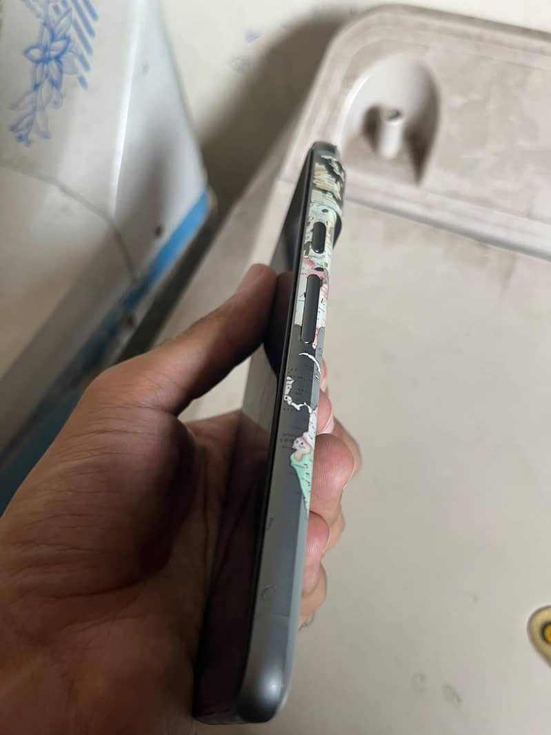 Google Pixel 8 3
