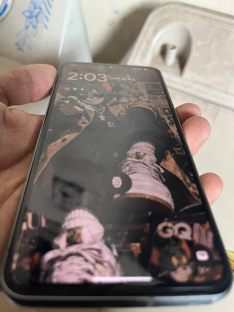 Google Pixel 8 6