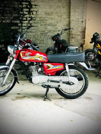 Honda 125 Full lush condition