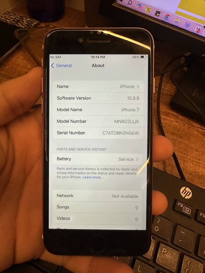 Apple iPhone 7 0