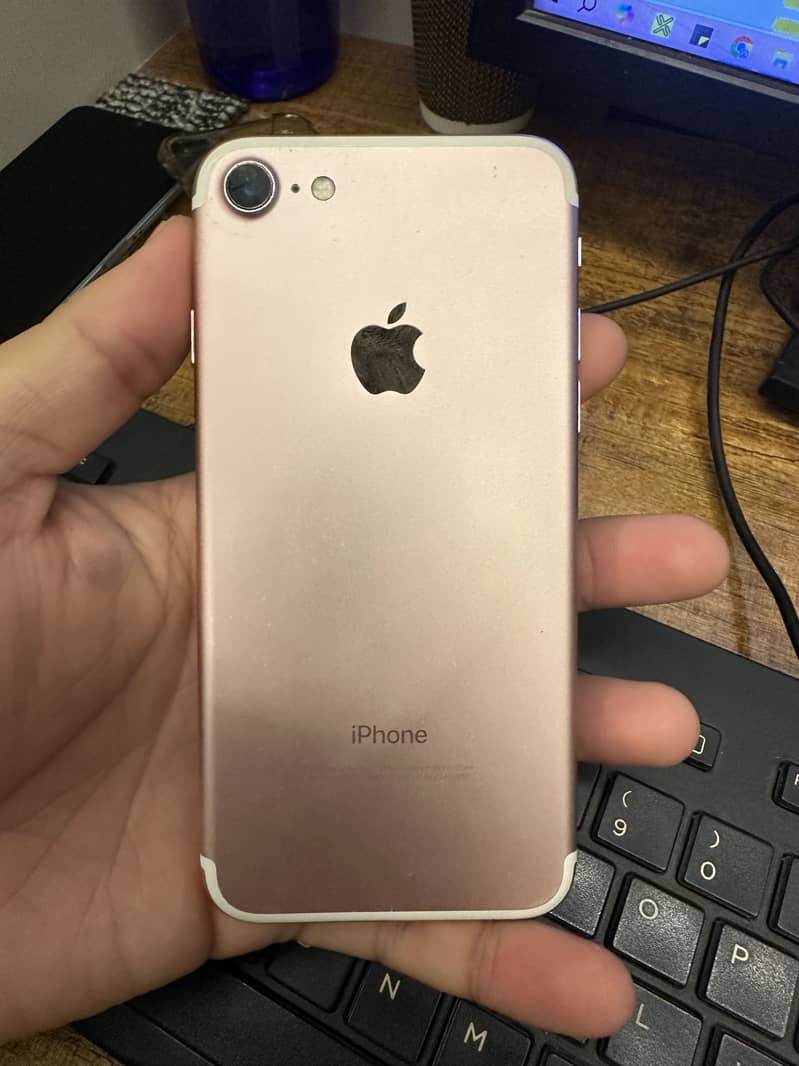 Apple iPhone 7 5