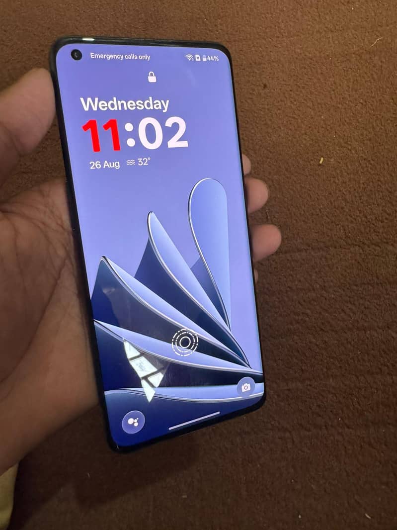 One Plus 10 Pro 3