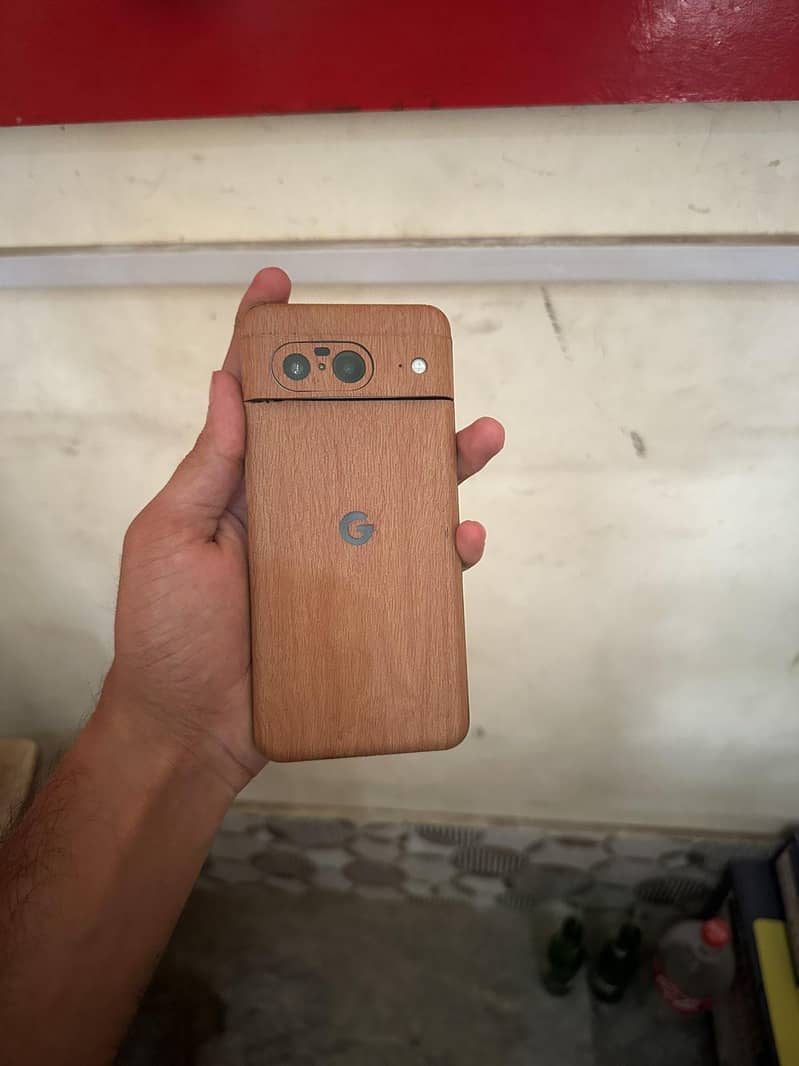 Google Pixel 8 1