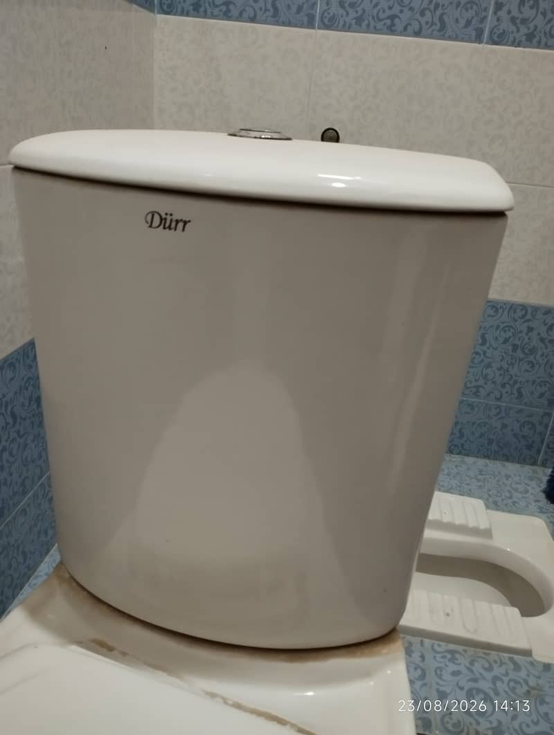 Durr Commode 2