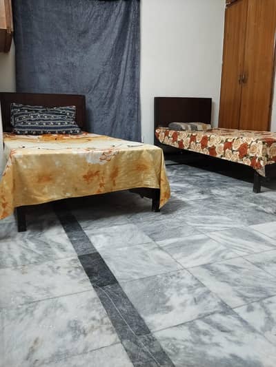 Girls Hostel G-8 Islamabad|bed space and rooms for female docs,student
