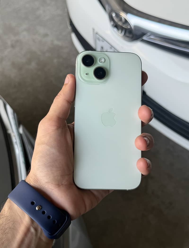 Apple iPhone 15 1