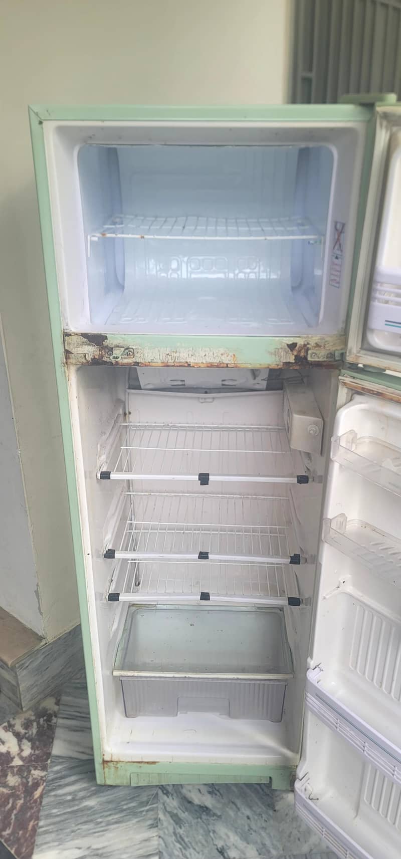 singer fridge 3