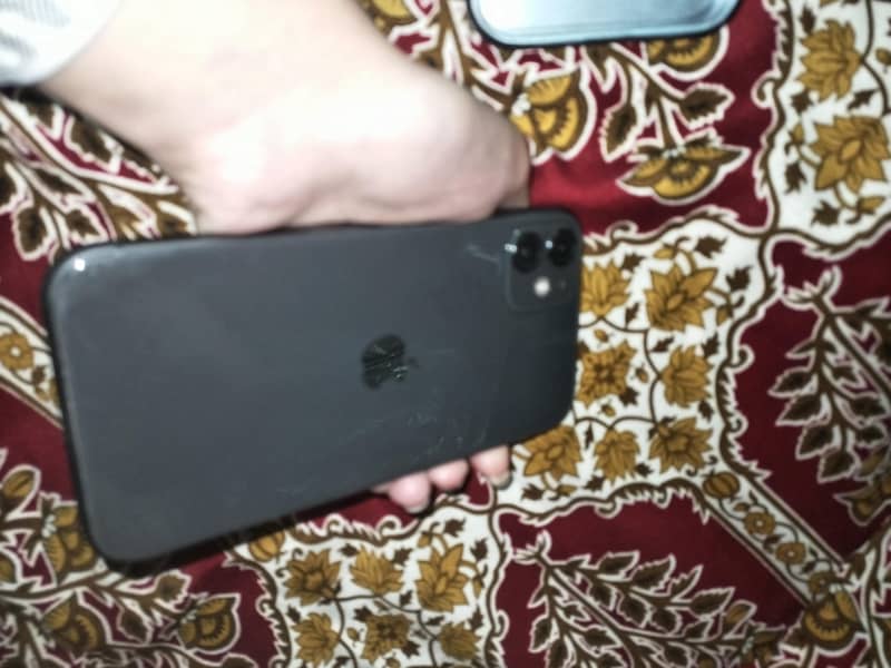 Apple iPhone 11 2