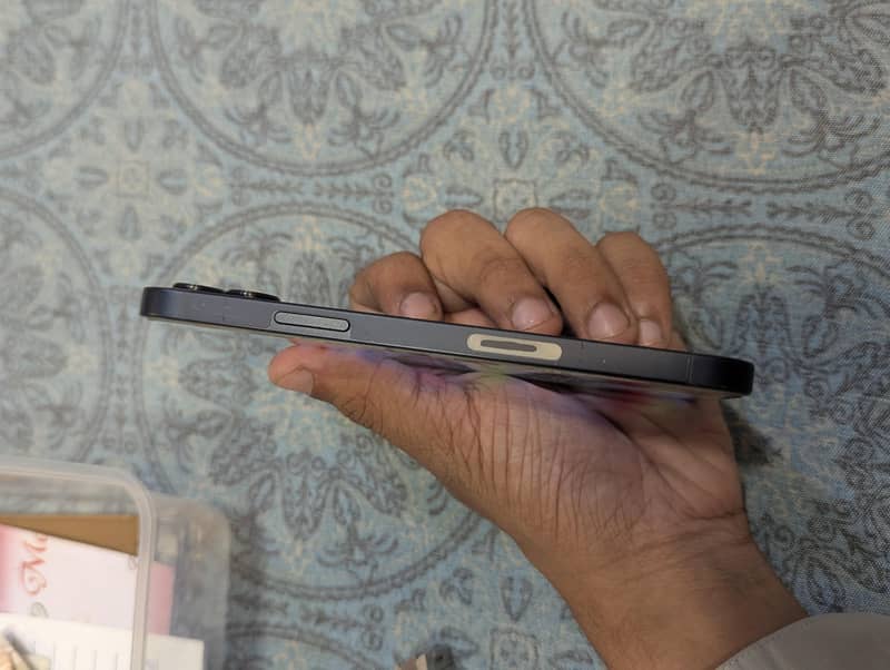 Apple iPhone 12 5