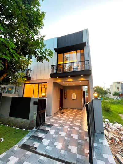 Brand New Modern Design House Luxury, Comfort & Style
