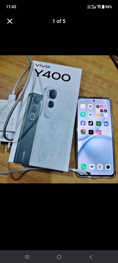 vivo y400