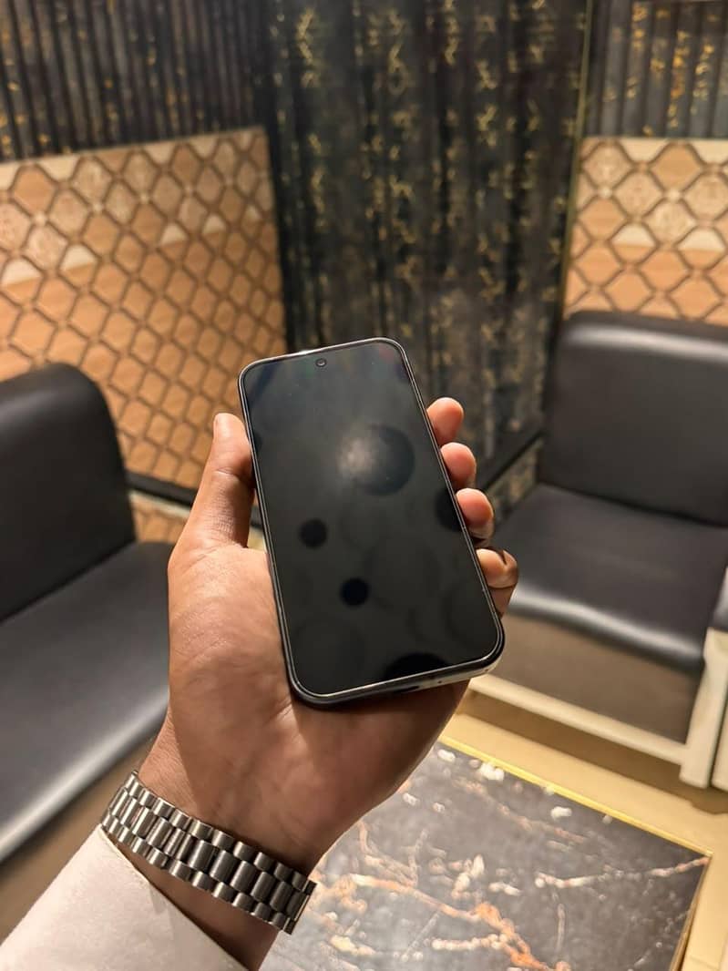 Google Pixel 9 3