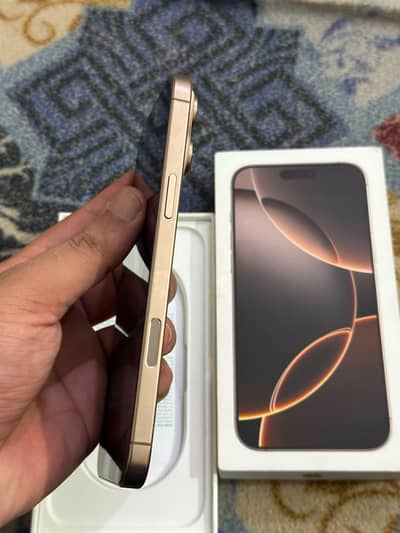 Apple iPhone 16 Pro Max