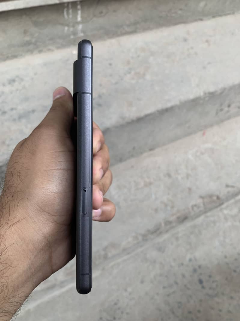 Google Pixel 7 5