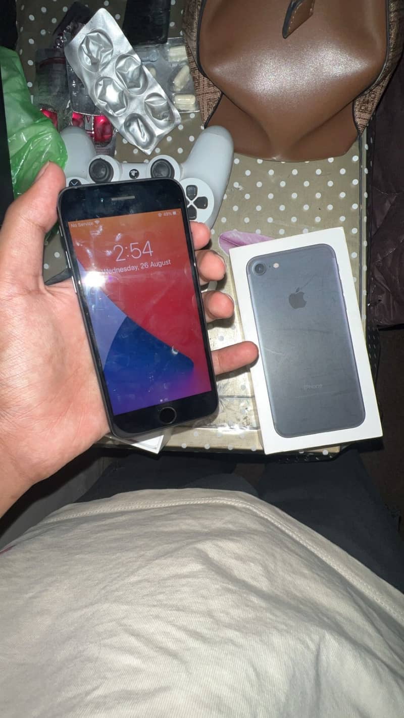 Apple iPhone 7 5