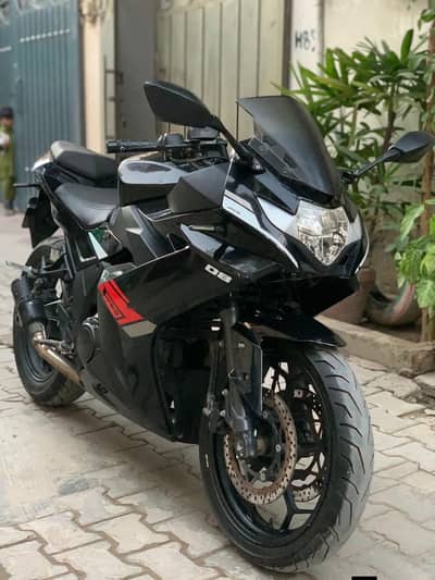 Suzuki Gxsr 400cc Dual cylinder
