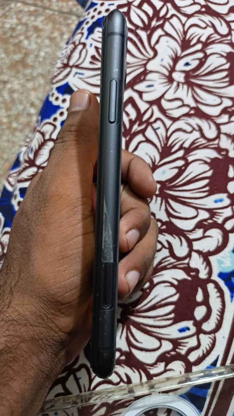 Apple iPhone 11 2
